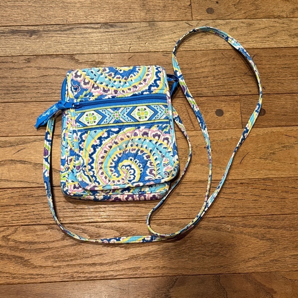 Vera Bradley Paisley Mini Crossbody Travel Organizer Bag Blue Multicolor Quilted